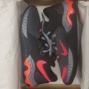 Nike Renew Evevate 2 - sz 11